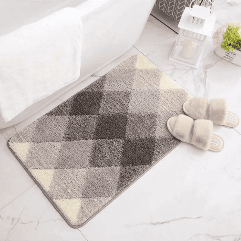 tapis tricolore gris